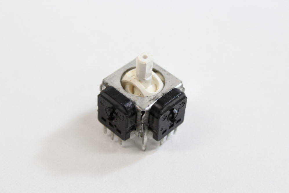 Official Nintendo GameCube Joystick T1 T2 Stick Box Potentiometer Junk