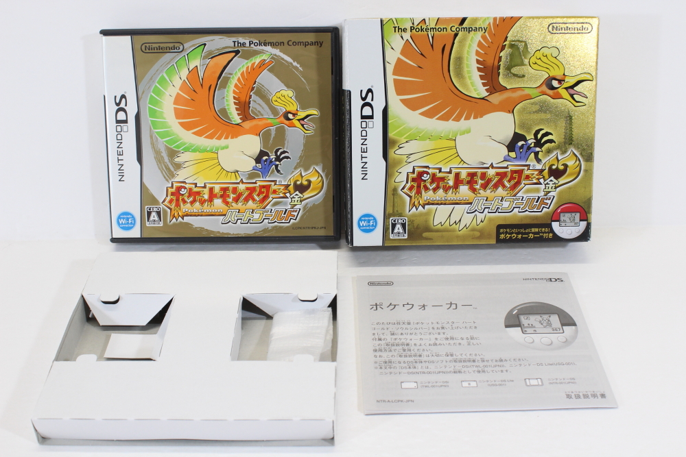 Pokemon Heartgold Version Case and Game Manual : Pokemon Company