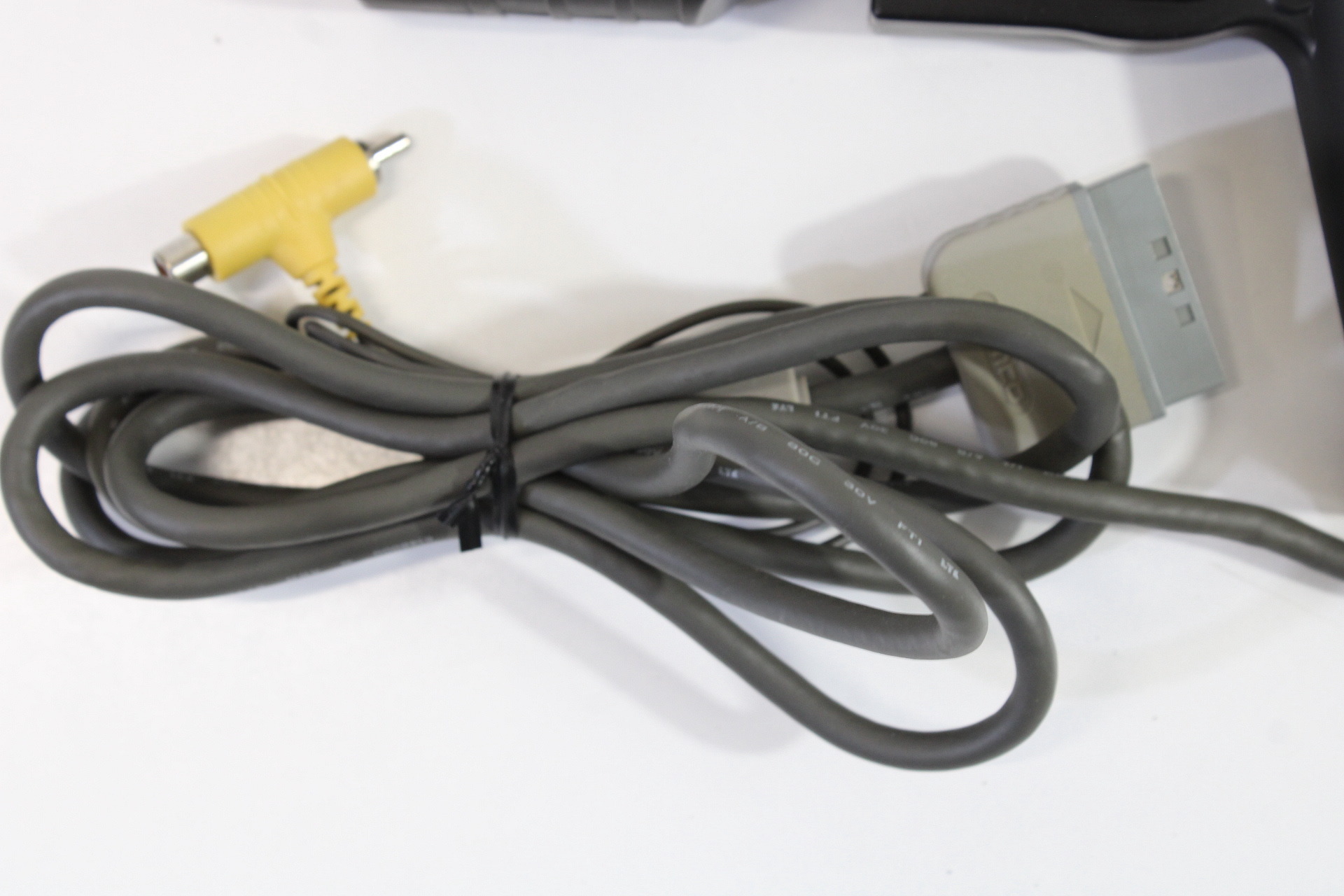 Namco NPC-103 GunCon Light Gun Controller Playstation PS1 / 1 PS2 / 2 (B)