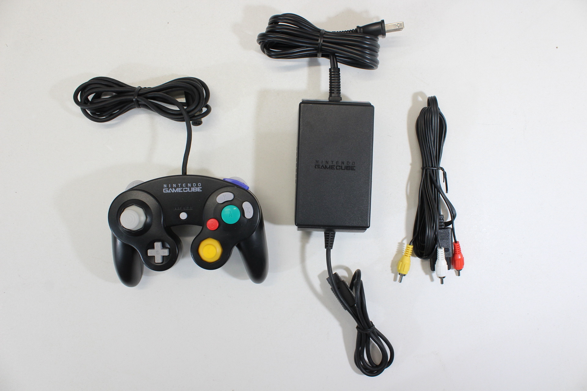 Nintendo Gamecube Boxed Jet Black Console 1 Controller AC AV English GC (B)