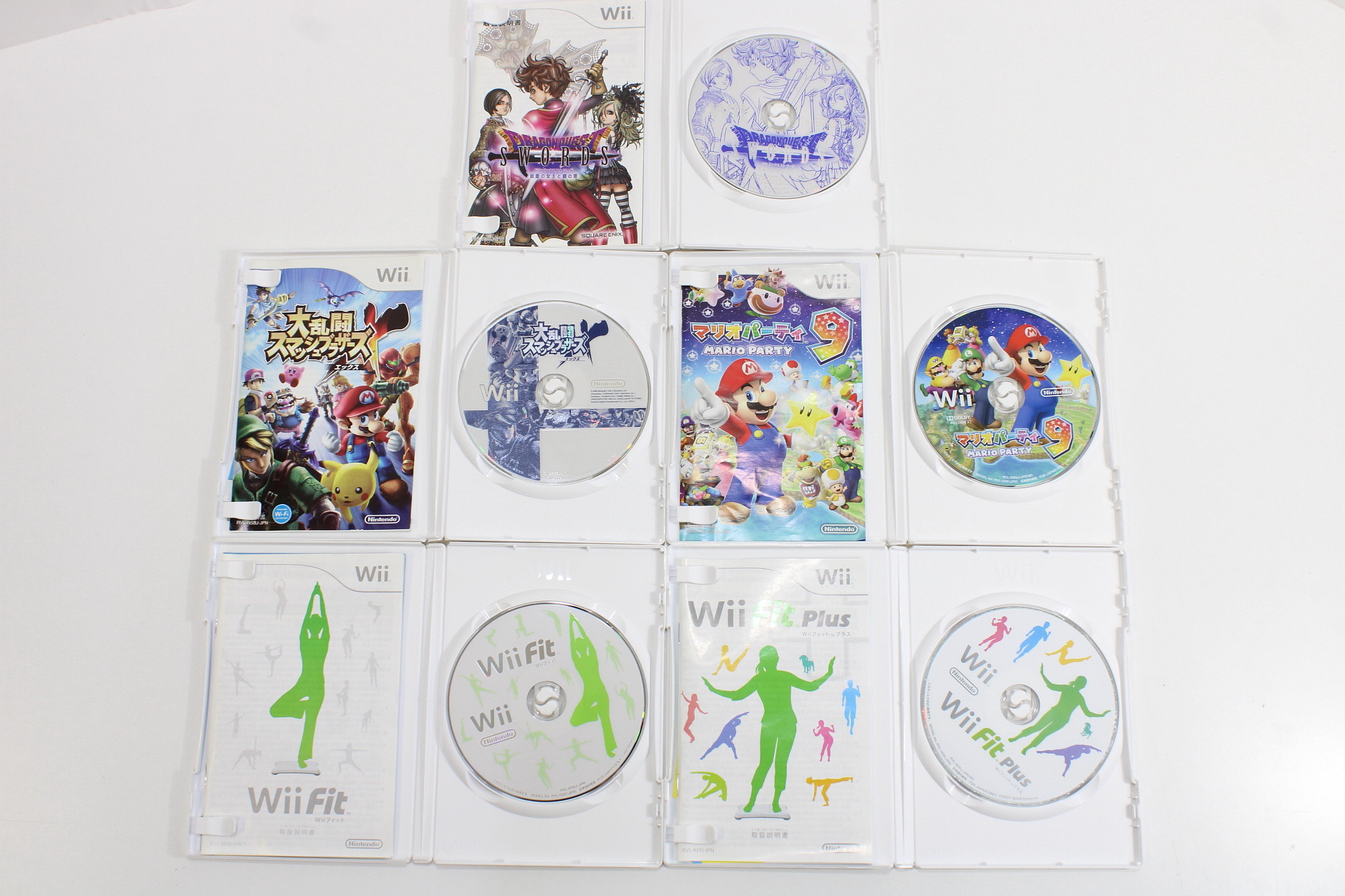 Lot of 5 Nintendo Wii Games Goldeneye 007 Smash Bros X Wii Sports