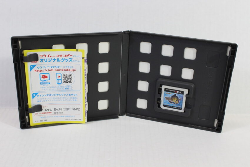 Lot of 4 Monster Hunter Tri 3G, 4, 4G, and X Cross (B) Nintendo 3DS
