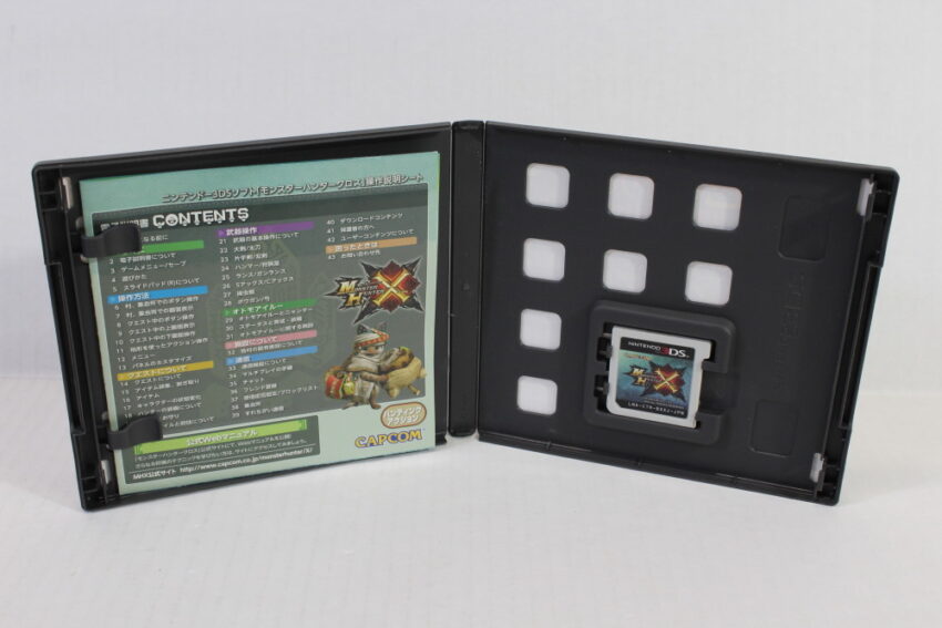 Lot of 4 Monster Hunter Tri 3G, 4, 4G, and X Cross (B) Nintendo 3DS