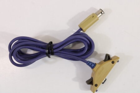 Official Nintendo Gameboy Advance to GameCube GBA GC Link Cable Cord Discolored / Cosmetic Wears OEM DOL-011 (B)