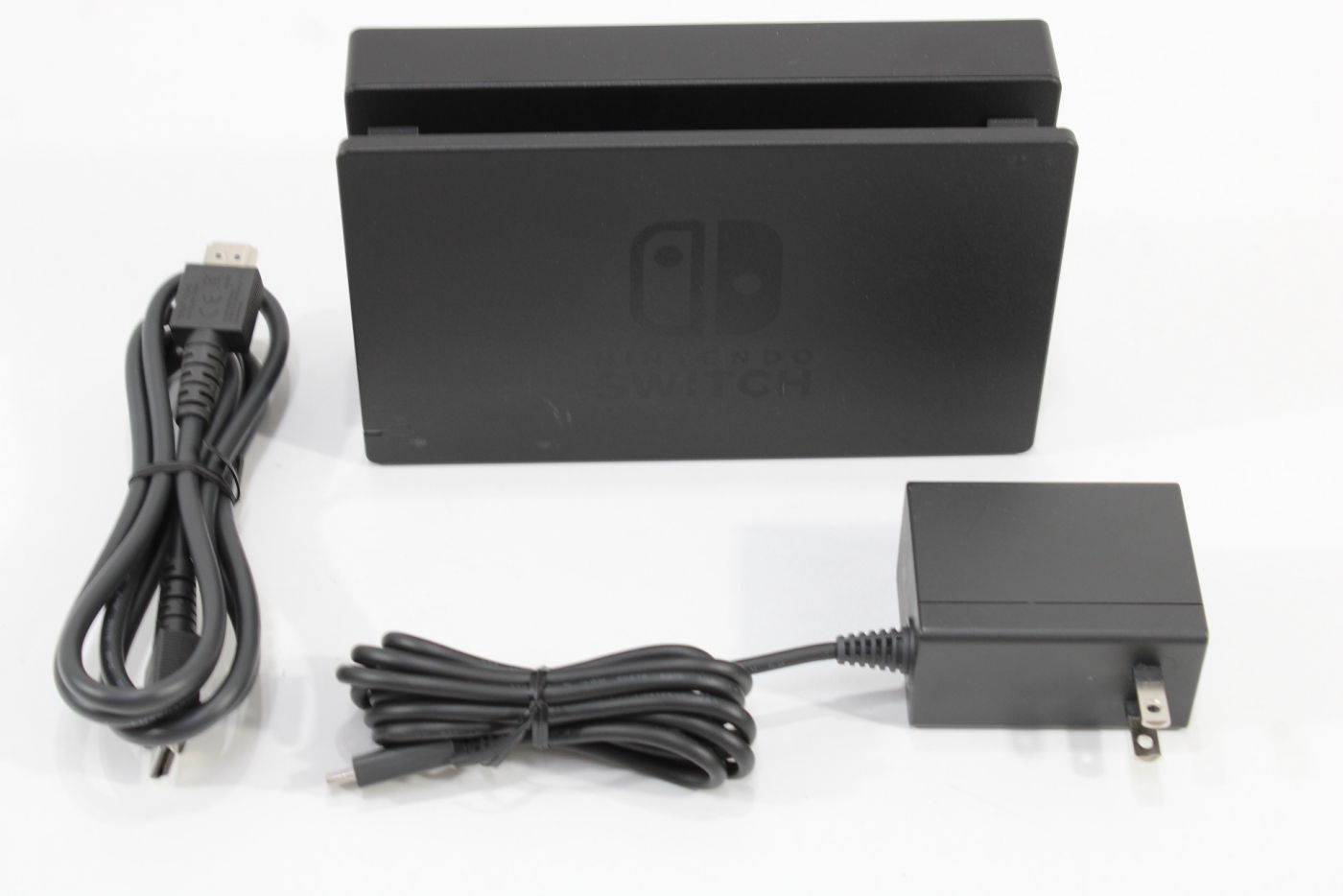 Nintendo Switch Dock Set with HDMI & AC Adapter - Black (Used