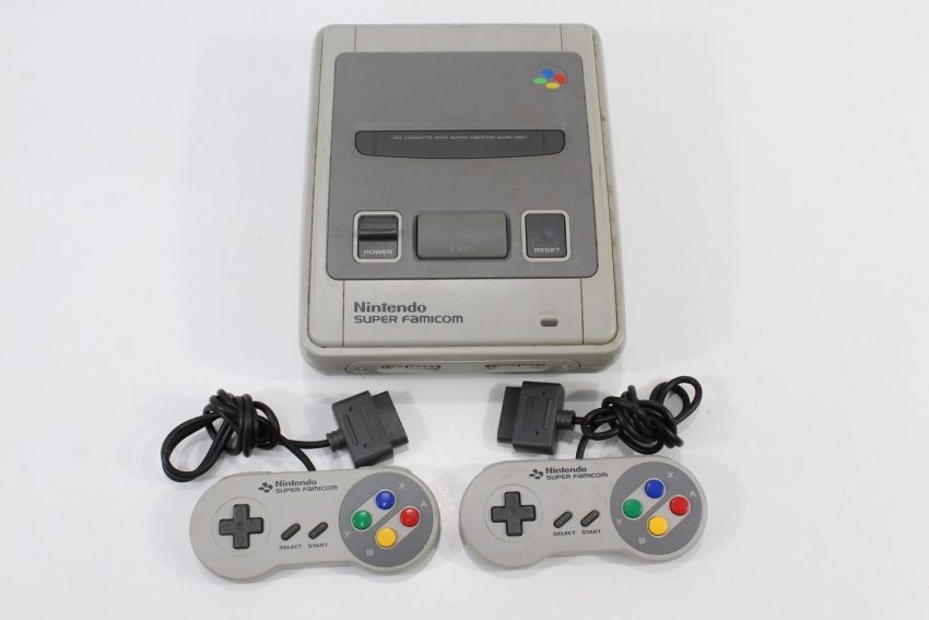 Nintendo Super Famicom Console Controller x 2 OEM NOT WORKING SFC (For Parts DIY Repair)