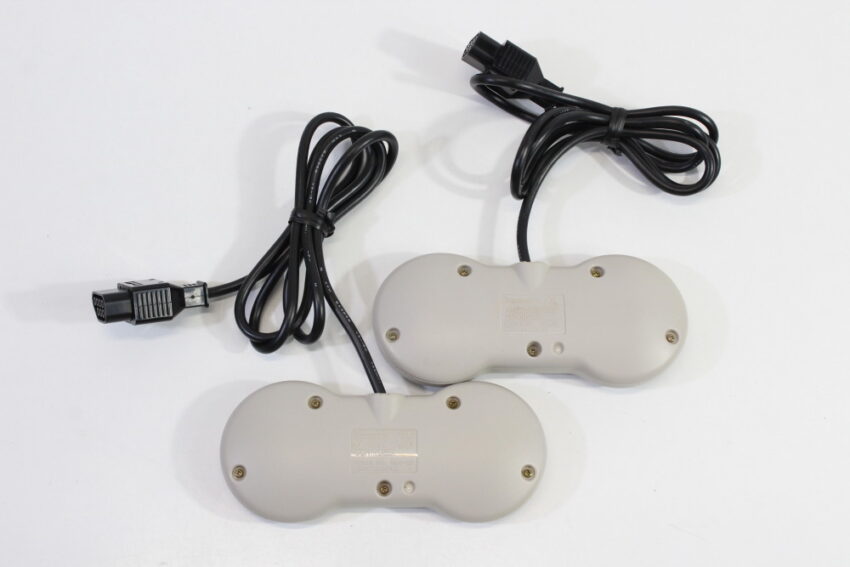 Lot of 2 Famicom Dogbone Controller HVC-102 (B) Nintendo Famicom FC NES
