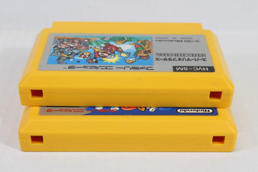 Lot of 2 Super Mario Bros 1 & 3 (B) Nintendo Famicom FC