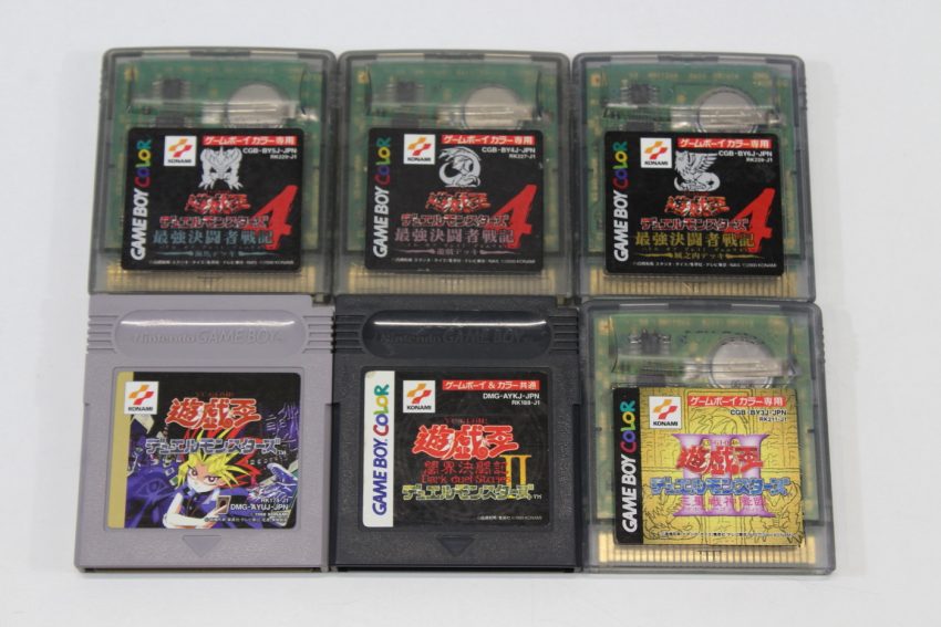 Lot of 4 Yu-Gi-Oh Duel Monsters 1 2 3 4 Yugi Kaiba Jounouchi Deck I II III IV Gameboy & Color GBC (B)