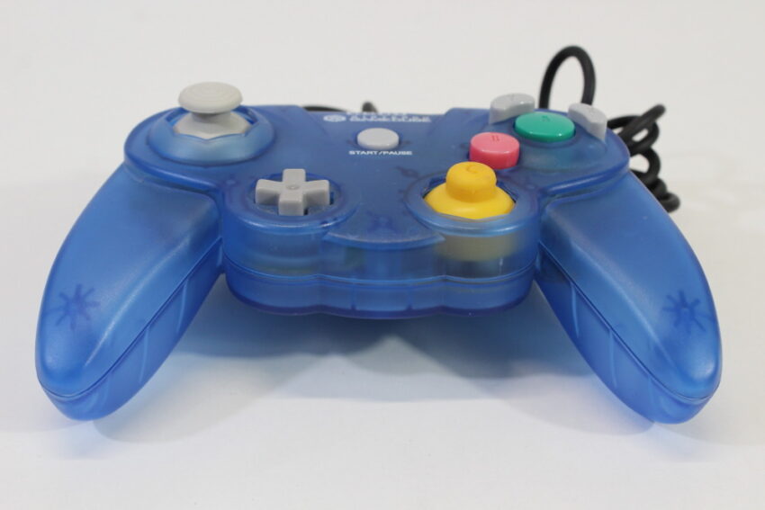 Official HORI Pad Cube Nintendo Gamecube Controller Clear Blue (B)