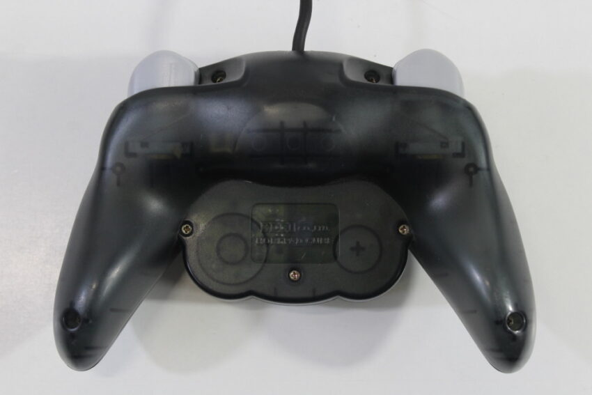 Official HORI Pad Cube Nintendo Gamecube Controller Clear Black (B)