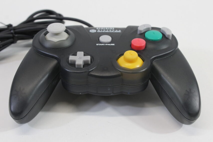 Official HORI Pad Cube Nintendo Gamecube Controller Clear Black (B)