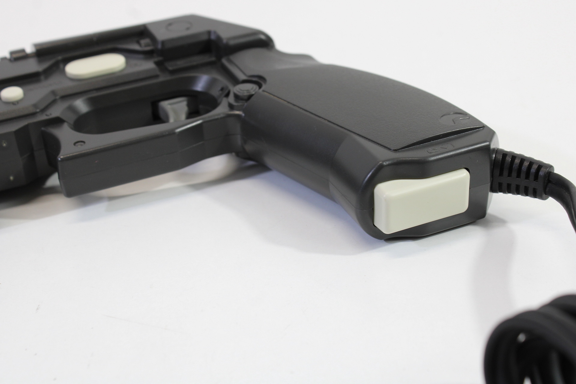 Namco NPC-106 GunCon 2 Light Gun Controller W/ Adapter Cosmetic Wears Playstation 2 PS2 (B)
