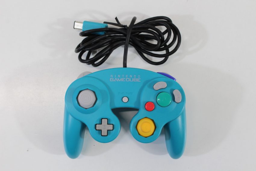 Official Nintendo Gamecube Controller Emerald Blue Teal T3 OEM Cosmetic Wears Cord Damaged GC (C)