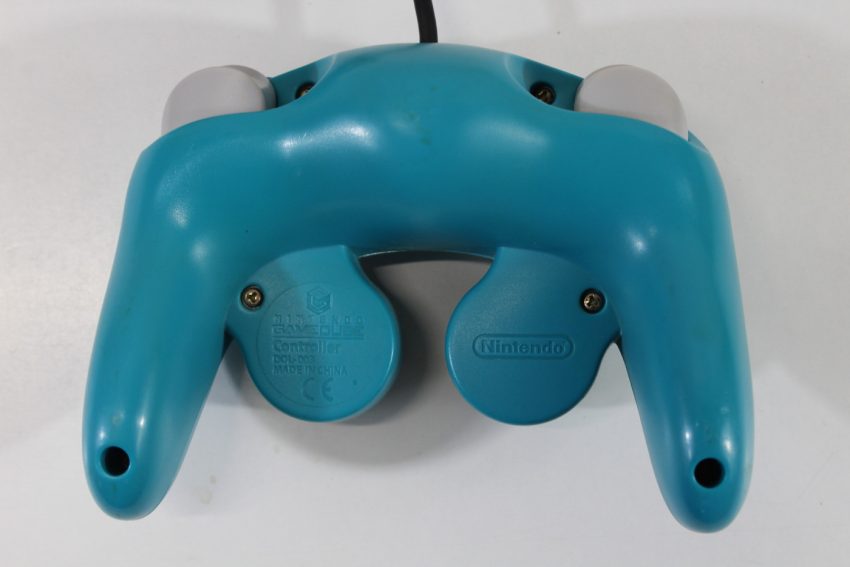 Official Nintendo Gamecube Controller Emerald Blue Teal T3 OEM Cosmetic Wears Cord Damaged GC (C)
