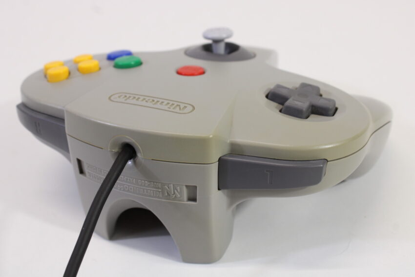 Official Nintendo 64 Controller Gray 7/10 Tight Stick Discolored N64 (B)