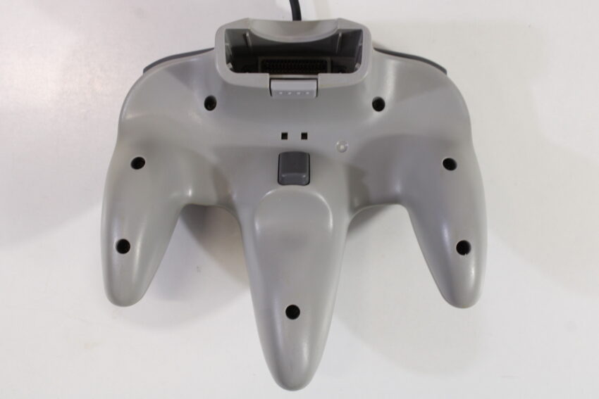 Official Nintendo 64 Controller Gray 7/10 Tight Stick Discolored N64 (B)