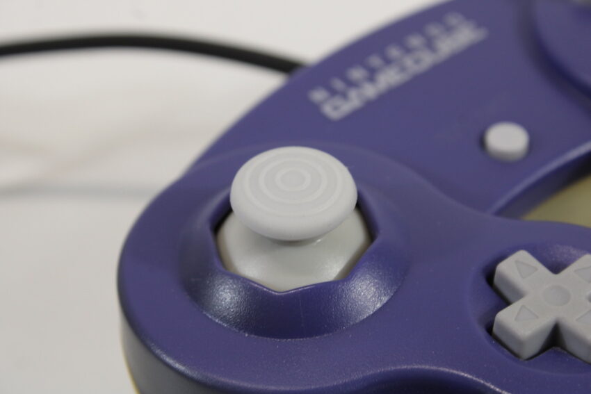 Nintendo Gamecube Controller Indigo Purple x Clear Discolored (C) GC