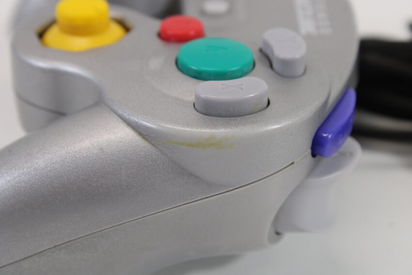 Official Nintendo Gamecube Controller Platinum Silver Cosmetic Wears GC (C)