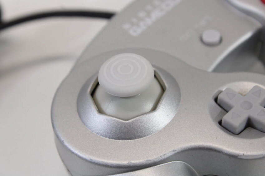 Official Nintendo Gamecube Controller Platinum Silver Cosmetic Wears GC (C)