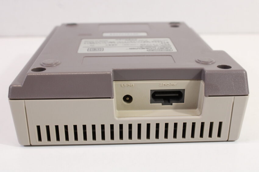 AV Famicom Console "New Famicom" Controller x1 AC Adapter AV Cable & NES Pin Converter (B) Nintendo Famicom FC
