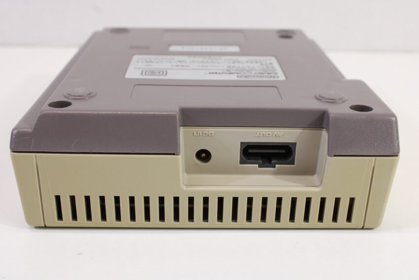 AV Famicom Console "New Famicom" Controller x1 AC Adapter AV Cable & NES Pin Converter (B) Nintendo Famicom FC