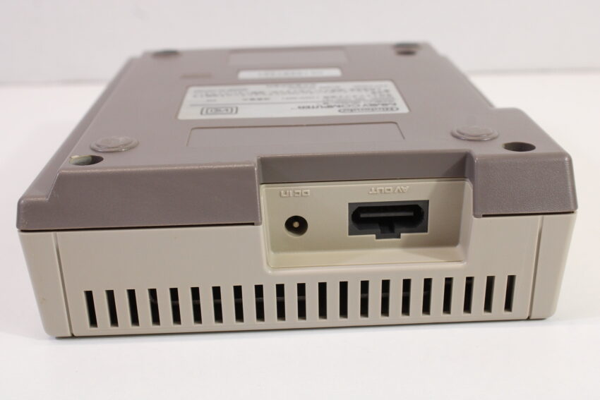 AV Famicom Console "New Famicom" Controller x1 AC Adapter AV Cable & NES Pin Converter (B) Nintendo Famicom FC