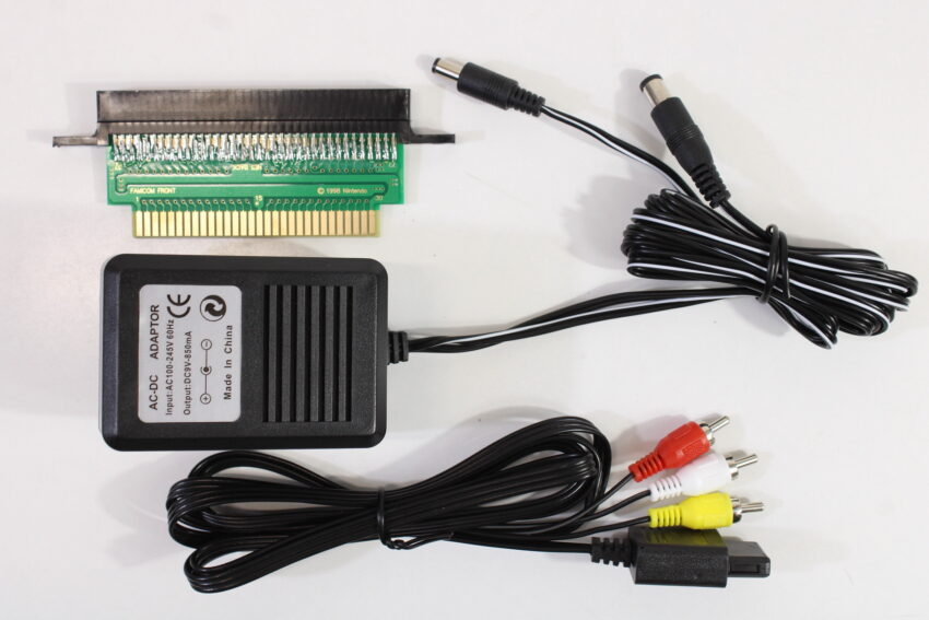 AV Famicom Console "New Famicom" Controller x1 AC Adapter AV Cable & NES Pin Converter (B) Nintendo Famicom FC