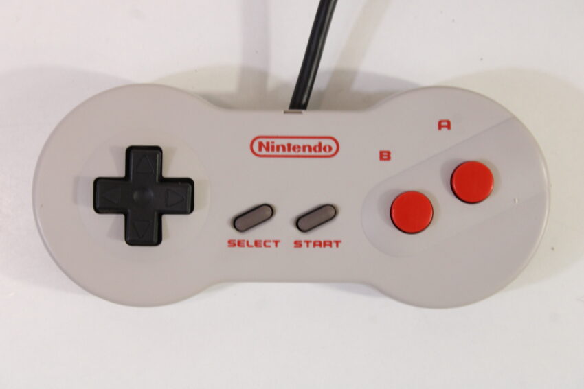 Famicom Dogbone Controller HVC-102 (B) Nintendo Famicom FC NES
