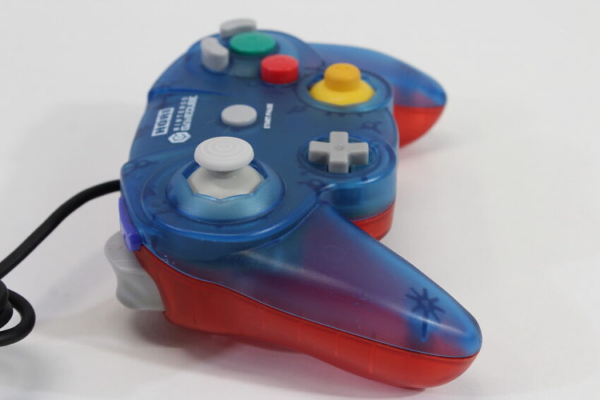 Official HORI Pad Cube Nintendo Gamecube Controller Clear Blue x Red Custom (C) Nintendo Gamecube GC