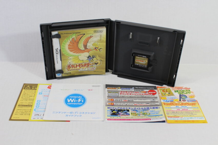 Pokemon Heart Gold CIB (B) Nintendo DS NDS