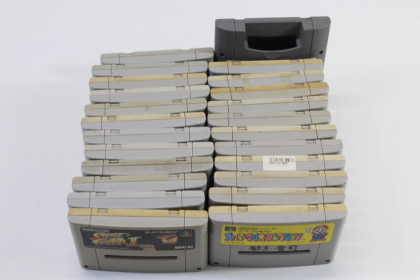 Wholesale Lot of 24 Nintendo Super Famicom Games SFC (Untested / Uncleaned)