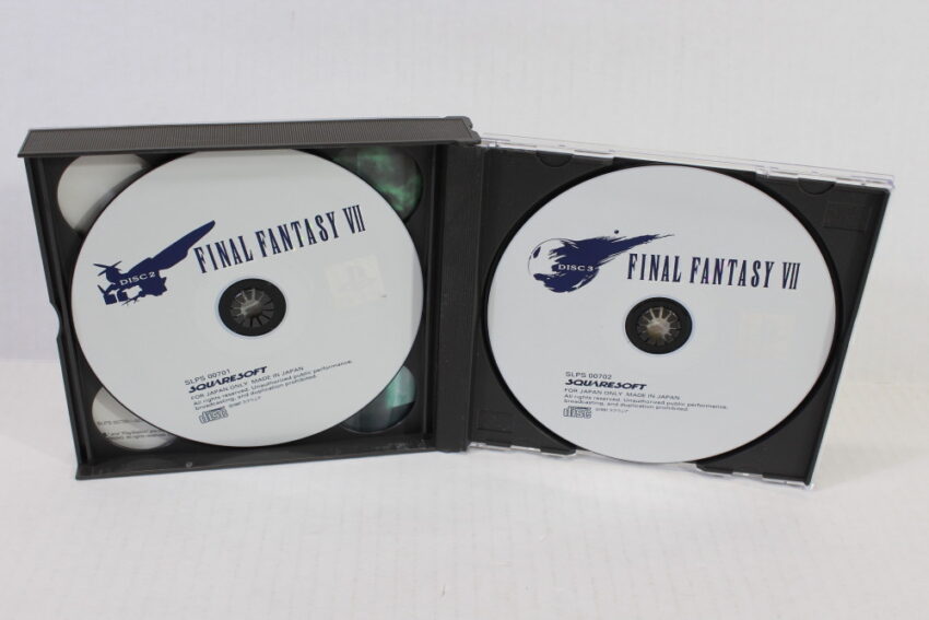 Lot of 4 Final Fantasy 7 8 9 VII VIII IX Tactics (B) SONY PlayStation 1 PS1