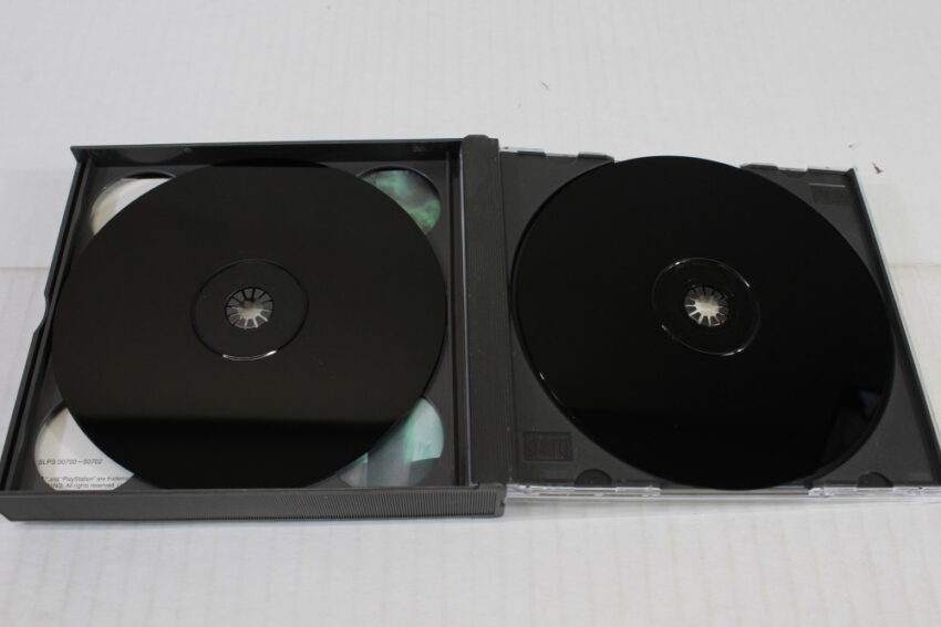 Lot of 4 Final Fantasy 7 8 9 VII VIII IX Tactics (B) SONY PlayStation 1 PS1