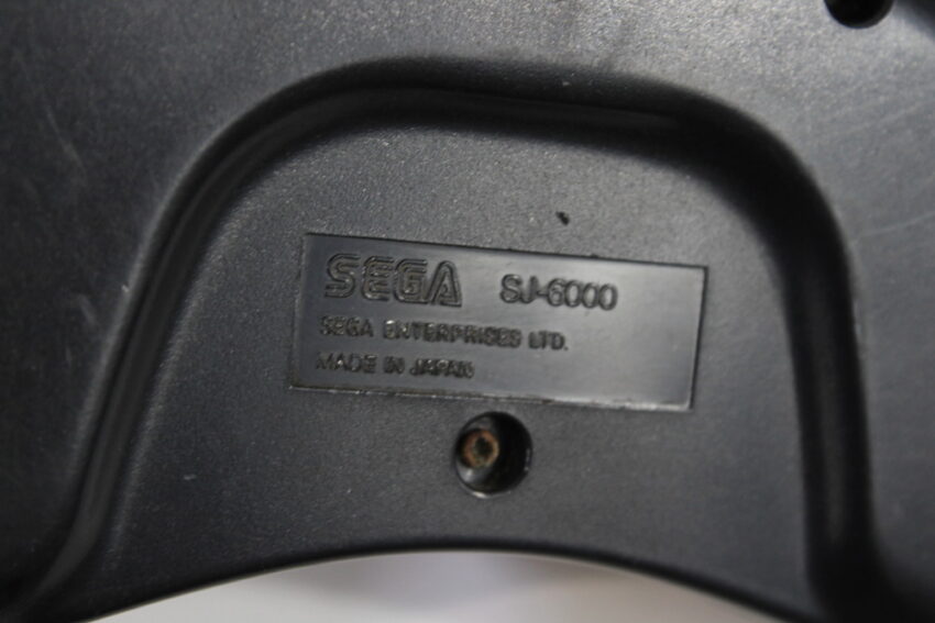 SEGA Mega Drive / Genesis 6 Button Controller Pad SJ-6000 (B)