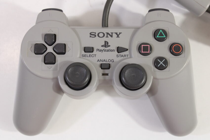 Official Sony PlayStation Dual Analog Controller Pad Gray SCPH-1150 OEM (B)