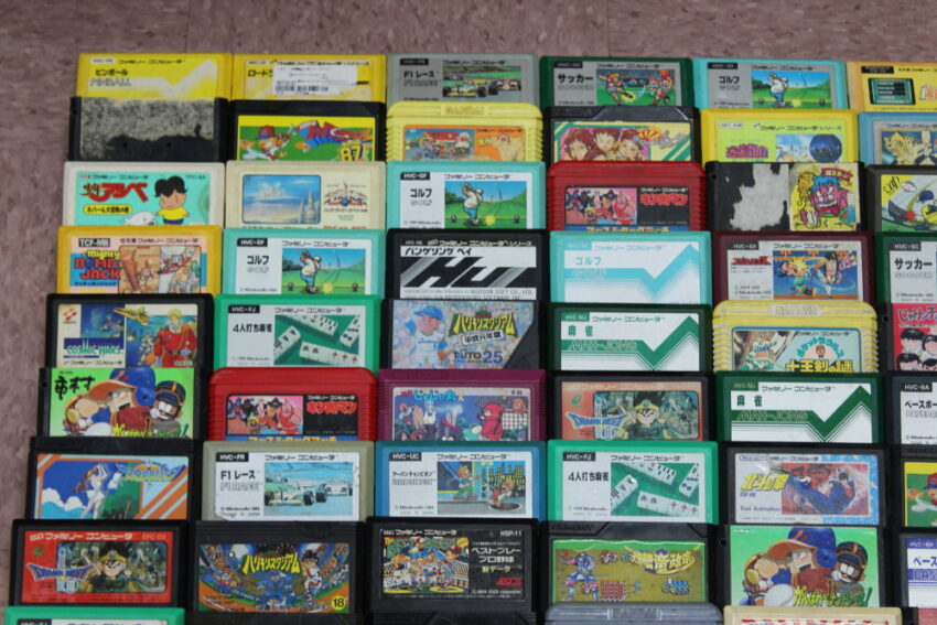 Wholesale Lot of 150 Nintendo Famicom Games FC (Untested)