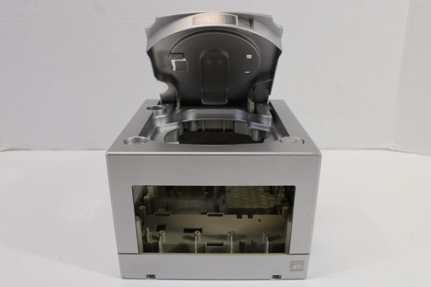 Nintendo GameCube OEM Replacement Shell Only Platinum Silver DOL-001 (For Parts or Repair) Nintendo GameCube GC
