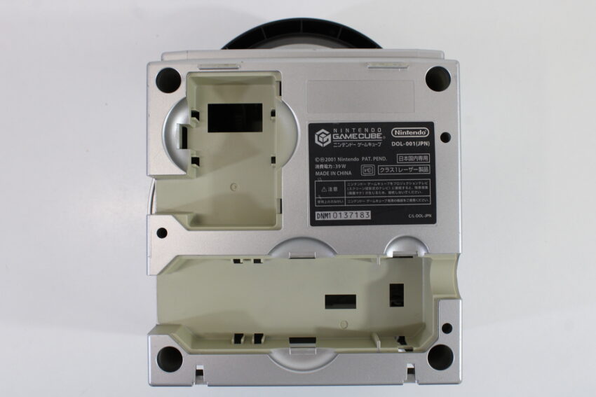 Nintendo GameCube OEM Replacement Shell Only Platinum Silver DOL-001 (For Parts or Repair) Nintendo GameCube GC