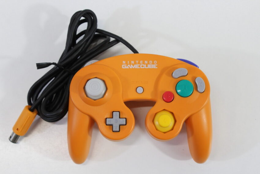 Official Nintendo Gamecube Controller Spice Orange (C Discolored Cord Damage) Nintendo GameCube GC
