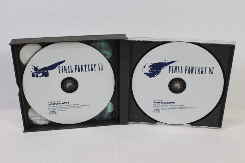 Lot of 4 Final Fantasy 7 8 9 VII VIII IX Tactics (B) SONY PlayStation 1 PS1