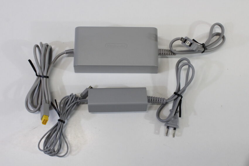 Nintendo Wii U Black Console 32GB WUP-101(01) Gamepad WUP-010 Charger WUP-011(JPN) AC Adapter WUP-002(JPN) (B) Nintendo Wii U
