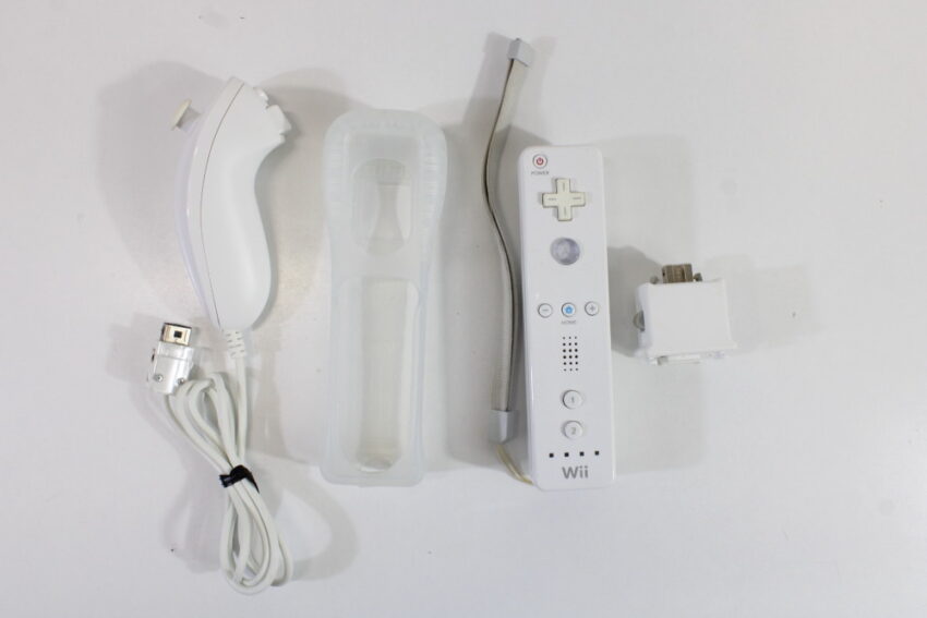 Boxed Nintendo Wii White Console With Wii Party (B)