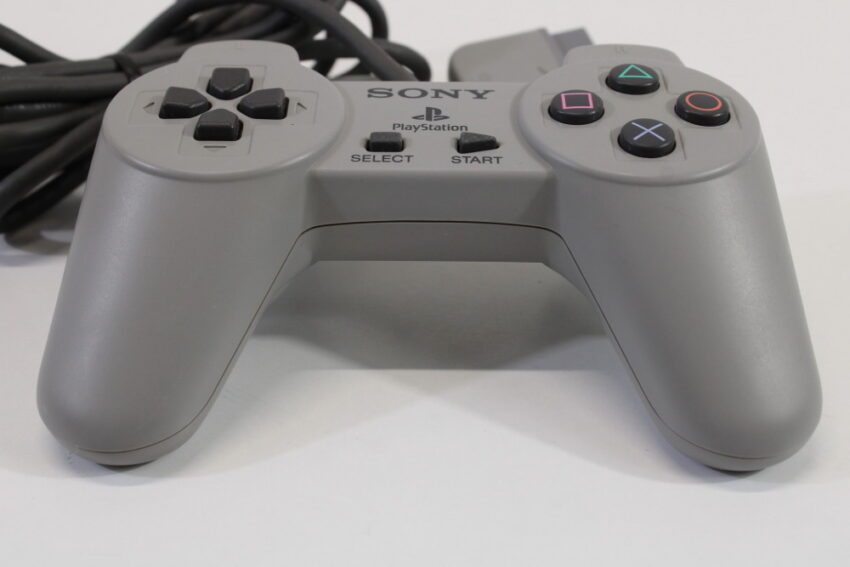 Official Sony PlayStation Controller Pad Gray SCPH-1080 OEM (B)