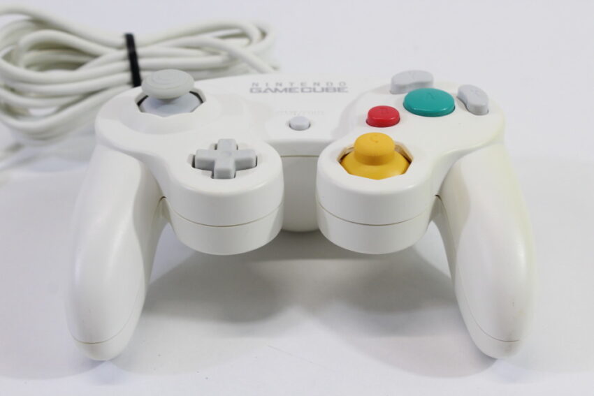 Official Nintendo Gamecube Controller White Long Cord T3 OEM GC (C)