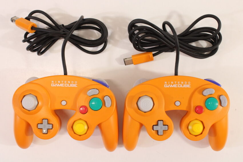Lot of 2 Official Nintendo Gamecube Controller Spice Orange Discolored GC (C) GameCube
