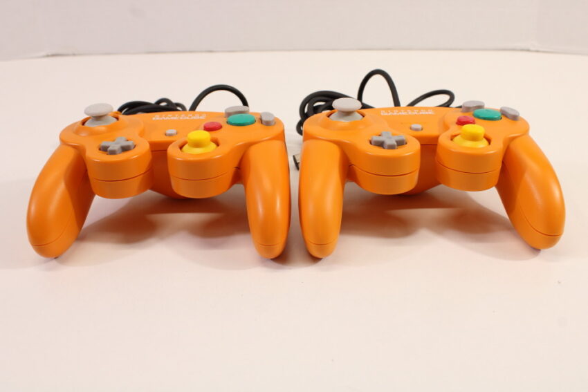 Lot of 2 Official Nintendo Gamecube Controller Spice Orange Discolored GC (C) GameCube