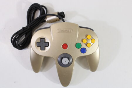 Official Nintendo 64 Controller Toys 'R Us Limited Gold  10/10 Tight N64 (B)