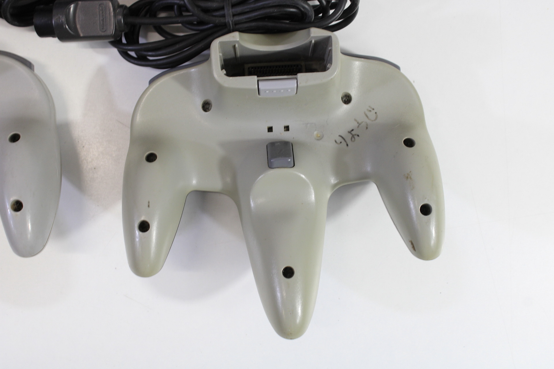 Lot of 4 Official Nintendo 64 Controller Loose Stick (UNTESTED AS IS) N64