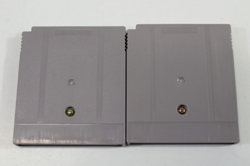 Lot of 2 Medarot 1/24 Kabuto & Kuwagata Version (B) Nintendo GameBoy GB